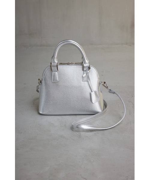 AZUL by moussy（アズールバイマウジー）の「DOUBLE ZIPPER HAND BAG/ダブルジッパーハンドバッグ（ハンドバッグ・レディース・シルバー/ライトグリーン/ベージュ/グレー/ブラック/ブルー/グリーン/アイボリー・FREE）」の8枚目の写真