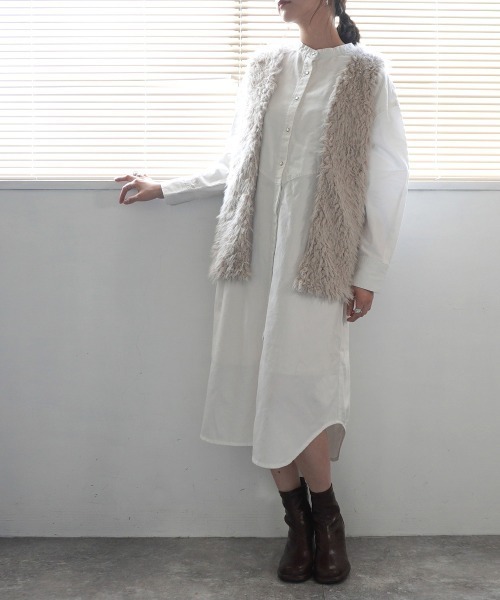 Emma（SELECT LEVERY）（エマ セレクトリベリー）の「デニムブザムシャツワンピース（シャツワンピース・レディース・ライトブルー/ブルー/ワンウォッシュ/ホワイト・MEDIUM/LARGE）」の5枚目の写真