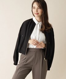 index | ブラウスライク ノーカラーブルゾン/フィブリルサテン【イージーケア／洗濯機洗い可】(ブルゾン)