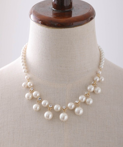PourVous（プールヴー）の「パール ×ビジューネックレス 結婚式 同窓会 オケージョン お呼ばれ （ネックレス・レディース・ゴールド/シルバー・FREE）」の2枚目の写真