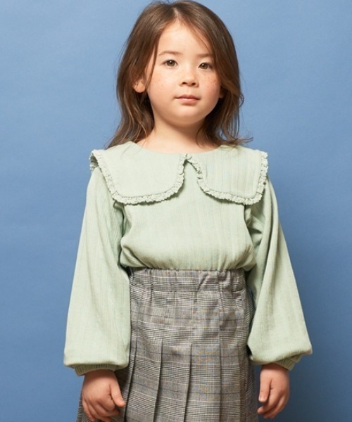 Lycee mine(リセマイン)の「【やみつきになる着心地】フリル衿付きトップス(Tシャツ/カットソー・キッズ・オフホワイト/ライトピンク/ベージュ/ミント・140cm/150cm/130cm/100cm/110cm/120cm)」の3枚目の写真