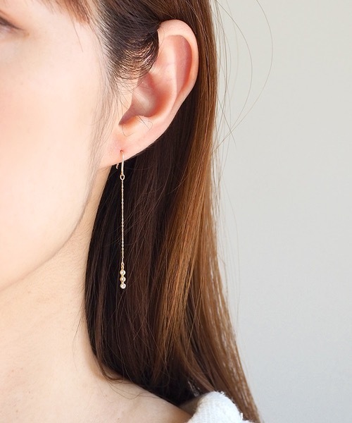 itam(アイタム)の「【itam】アイタム/ ロングチェーンコーティングピアス/金属アレルギー対応ピアス(ピアス(両耳用)・レディース・シルバー/ゴールド・FREE)」の3枚目の写真