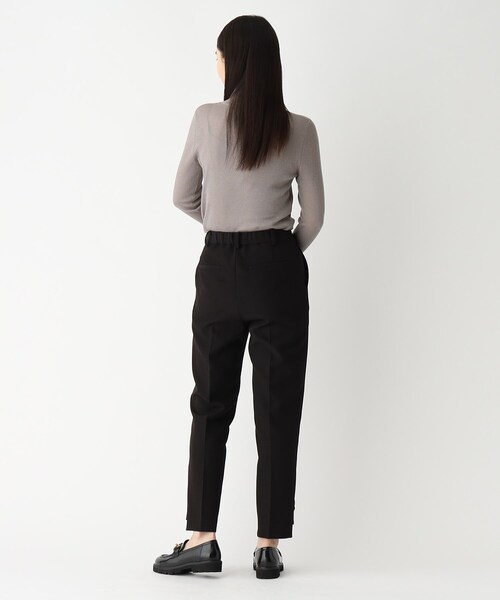 OPAQUE.CLIP(オペークドットクリップ)の「◆【大草直子さんコラボ】2way裾ボタンテーパードパンツ(その他パンツ・レディース・ダークブラウン/ブラック/ピンク系・40/38/36)」の7枚目の写真