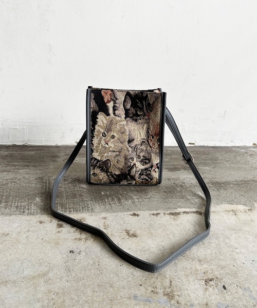 AT CREATION（アットクリエイション）の「EM:AT CREATION  クロッカスショルダーバッグ（ショルダーバッグ・レディース・レオパード/ブラック/アニマル・FREE）」の8枚目の写真