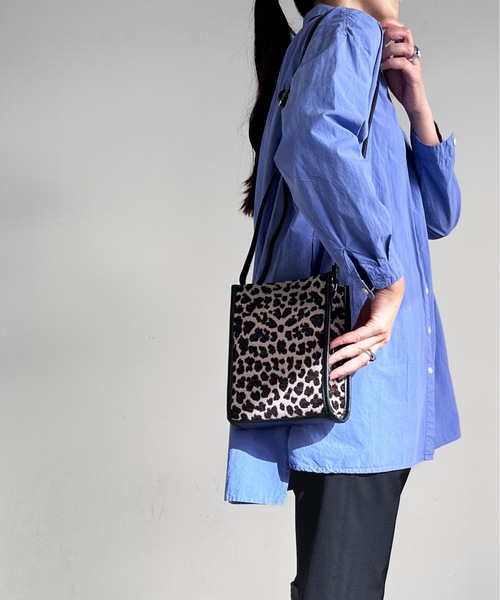 AT CREATION（アットクリエイション）の「EM:AT CREATION  クロッカスショルダーバッグ（ショルダーバッグ・レディース・レオパード/ブラック/アニマル・FREE）」の18枚目の写真