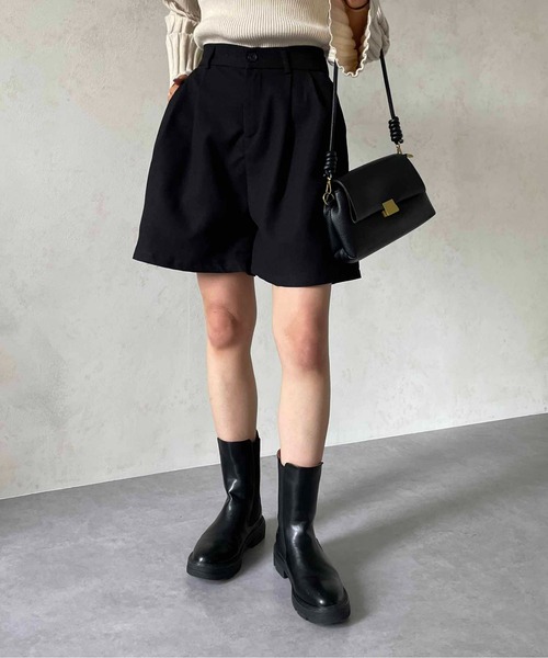 Thevon(ゼボン)の「起毛タックハーフパンツ(その他パンツ・レディース・チャコールグレー/ベージュ/ブラック・FREE)」の5枚目の写真