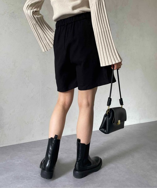Thevon(ゼボン)の「起毛タックハーフパンツ(その他パンツ・レディース・チャコールグレー/ベージュ/ブラック・FREE)」の7枚目の写真
