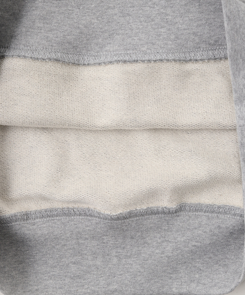 IDEA BOOKS（アイディアブックス）の「【IDEA BOOKS / アイディアブックス】CUSTARD BREAD SWEATSHIRT（スウェット・メンズ・グレー・MEDIUM/LARGE）」の9枚目の写真