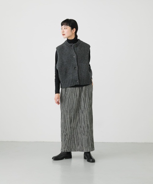 かぐれ（カグレ）の「ラムウールボタンニットベスト（ニット