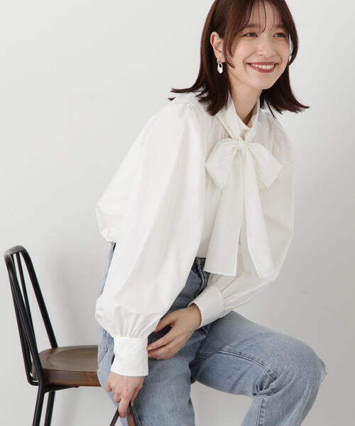 N.（N. Natural Beauty Basic）（エヌエヌナチュラルビューティーベーシック）の「◆リボンタイ付ボリュームブラウス（Tシャツ/カットソー・レディース・オフホワイト/ブルー/ブラック・MEDIUM）」の14枚目の写真