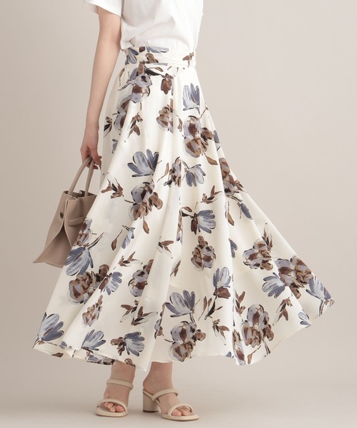 Andemiu(アンデミュウ)の「【25ss最終入荷/WEB限定】アソートガラエアリースカート103208(スカート・レディース・ベージュ/ホワイト系その他/ブラック系その他2/ブラウン系その他/ブラック系その他/グレー/ブラック系その他3/ブラック系その他5/ブラック系4/オレンジ系その他3/ホワイト系その他6/ホワイト系その他7/グリーン系7/ホワイト系その他3/ホワイト系4/ライトベージュ/グリーン/ブラウン/ブラック系その他6/ブルー系その他/チャコールグレー/ブラック系/ブルー系1/ホワイト系1/ブラック系9/ミント/Black/グレー系その他7/ネイビー系8/ブラック/ネイビー系6/ブラウン系その他6/ブルー系その他5/パープル系その他6/ブラウン系その他4/ホワイト/ブラック×ベージュ・FREE/フリー)」の4枚目の写真