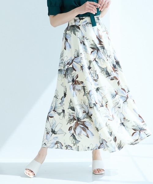 Andemiu(アンデミュウ)の「【25ss最終入荷/WEB限定】アソートガラエアリースカート103208(スカート・レディース・ベージュ/ホワイト系その他/ブラック系その他2/ブラウン系その他/ブラック系その他/グレー/ブラック系その他3/ブラック系その他5/ブラック系4/オレンジ系その他3/ホワイト系その他6/ホワイト系その他7/グリーン系7/ホワイト系その他3/ホワイト系4/ライトベージュ/グリーン/ブラウン/ブラック系その他6/ブルー系その他/チャコールグレー/ブラック系/ブルー系1/ホワイト系1/ブラック系9/ミント/Black/グレー系その他7/ネイビー系8/ブラック/ネイビー系6/ブラウン系その他6/ブルー系その他5/パープル系その他6/ブラウン系その他4/ホワイト/ブラック×ベージュ・FREE/フリー)」の5枚目の写真