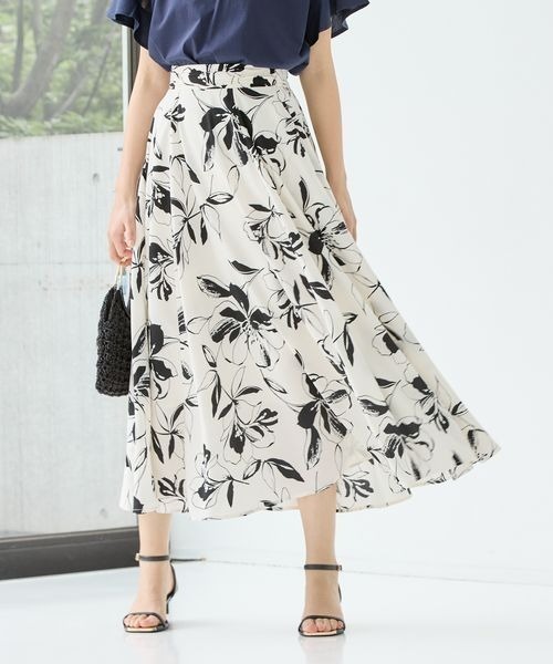 Andemiu(アンデミュウ)の「【25ss最終入荷/WEB限定】アソートガラエアリースカート103208(スカート・レディース・ベージュ/ホワイト系その他/ブラック系その他2/ブラウン系その他/ブラック系その他/グレー/ブラック系その他3/ブラック系その他5/ブラック系4/オレンジ系その他3/ホワイト系その他6/ホワイト系その他7/グリーン系7/ホワイト系その他3/ホワイト系4/ライトベージュ/グリーン/ブラウン/ブラック系その他6/ブルー系その他/チャコールグレー/ブラック系/ブルー系1/ホワイト系1/ブラック系9/ミント/Black/グレー系その他7/ネイビー系8/ブラック/ネイビー系6/ブラウン系その他6/ブルー系その他5/パープル系その他6/ブラウン系その他4/ホワイト/ブラック×ベージュ・FREE/フリー)」の6枚目の写真