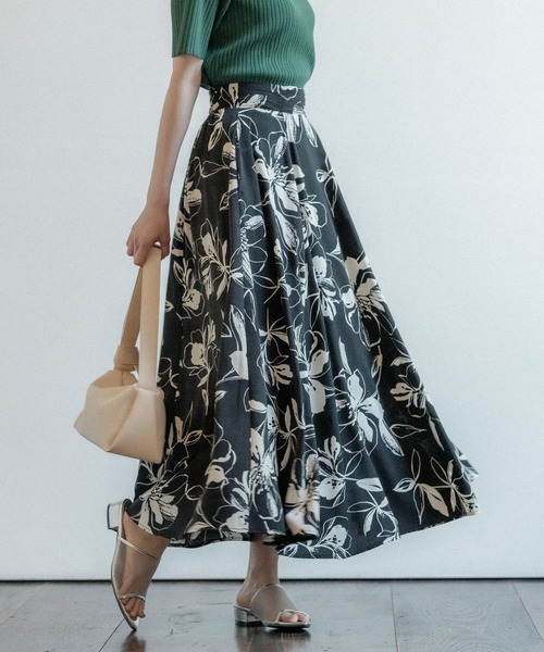 Andemiu(アンデミュウ)の「【25ss最終入荷/WEB限定】アソートガラエアリースカート103208(スカート・レディース・ベージュ/ホワイト系その他/ブラック系その他2/ブラウン系その他/ブラック系その他/グレー/ブラック系その他3/ブラック系その他5/ブラック系4/オレンジ系その他3/ホワイト系その他6/ホワイト系その他7/グリーン系7/ホワイト系その他3/ホワイト系4/ライトベージュ/グリーン/ブラウン/ブラック系その他6/ブルー系その他/チャコールグレー/ブラック系/ブルー系1/ホワイト系1/ブラック系9/ミント/Black/グレー系その他7/ネイビー系8/ブラック/ネイビー系6/ブラウン系その他6/ブルー系その他5/パープル系その他6/ブラウン系その他4/ホワイト/ブラック×ベージュ・FREE/フリー)」の13枚目の写真