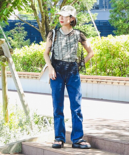 Ray BEAMS（レイビームス）の「シャーリング チュール フレンチスリーブ Tシャツ（Tシャツ/カットソー・レディース・ホワイト/ブルー/ブラック・ONE SIZE）」の4枚目の写真