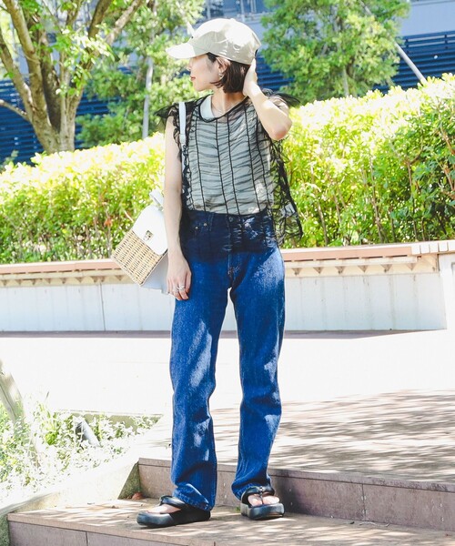 Ray BEAMS（レイビームス）の「シャーリング チュール フレンチスリーブ Tシャツ（Tシャツ/カットソー・レディース・ホワイト/ブルー/ブラック・ONE SIZE）」の5枚目の写真