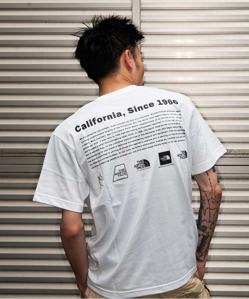 THE NORTH FACE（ザノースフェイス）の「THE NORTH FACE S/S Historical Logo Tee / ザ・ノース・フェイス ショート スリーブ ヒストリカル ロゴ ティー（Tシャツ/カットソー・メンズ・ブラック/グレー/ホワイト/バーガンディー・XL/L/M/S/XXL）」の5枚目の写真