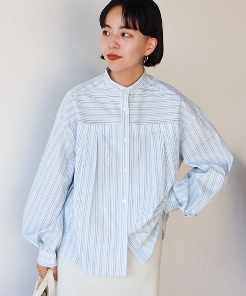 AMERICAN HOLIC(アメリカンホリック)の「イージーケア切替タックワイドシャツ(シャツ/ブラウス・レディース・マルチ/ネイビー系2/サックスブルー系3/グリーン系その他3/ブラック×ホワイト・M/L)」の6枚目の写真