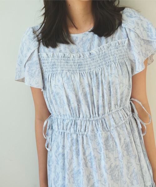 Feroux（フェルゥ）の「【洗える】フラワープリントドロスト ワンピース（ワンピース・レディース・スカイブルー系3/ライトイエロー系3・F）」の17枚目の写真
