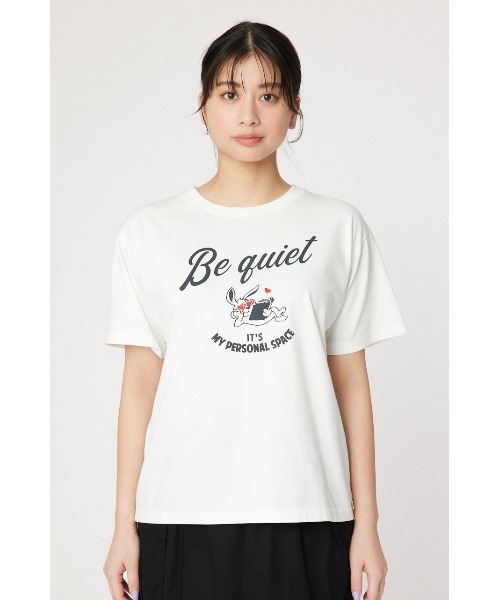 RODEO CROWNS WIDE BOWL(ロデオクラウンズワイドボウル)の「Be quiet Tシャツ(Tシャツ/カットソー・レディース・チャコールグレー/オフホワイト/レッド・FREE)」の9枚目の写真