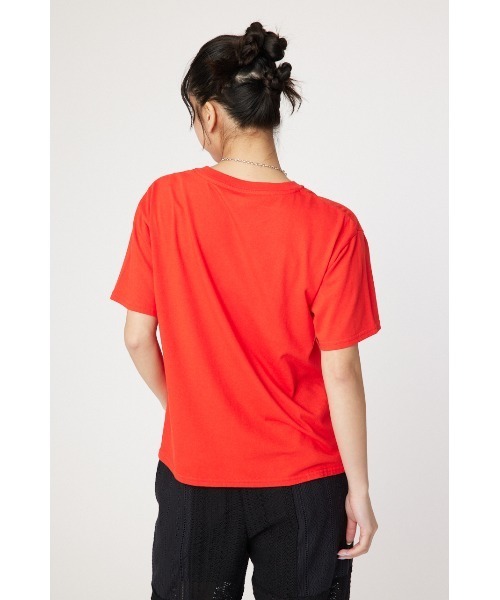 RODEO CROWNS WIDE BOWL(ロデオクラウンズワイドボウル)の「Be quiet Tシャツ(Tシャツ/カットソー・レディース・チャコールグレー/オフホワイト/レッド・FREE)」の6枚目の写真