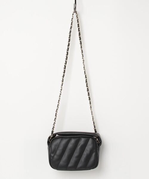 RUBY AND YOU（ルビーアンドユー）の「チェーンパフバッグ（ショルダーバッグ・レディース・アイボリー/ブラック・FREE）」の22枚目の写真