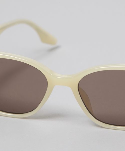 Casselini（キャセリーニ）の「【Casselini】キャッツアイサングラス/994122（サングラス・レディース・ブラック/グレー/クリーム・FREE）」の10枚目の写真