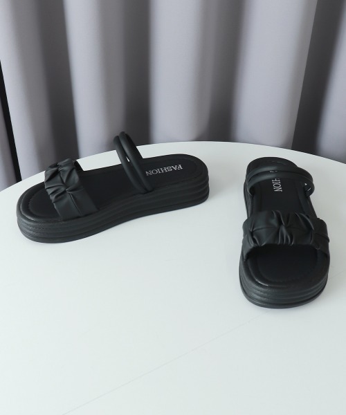 Miniministore(ミニミニストア)の「ストラップサンダル 厚底 ミュール(サンダル・レディース・ブラック/アイボリー/ベージュ・23.5cm/23.0cm/22.5cm/25.0cm/24.5cm/24.0cm)」の16枚目の写真