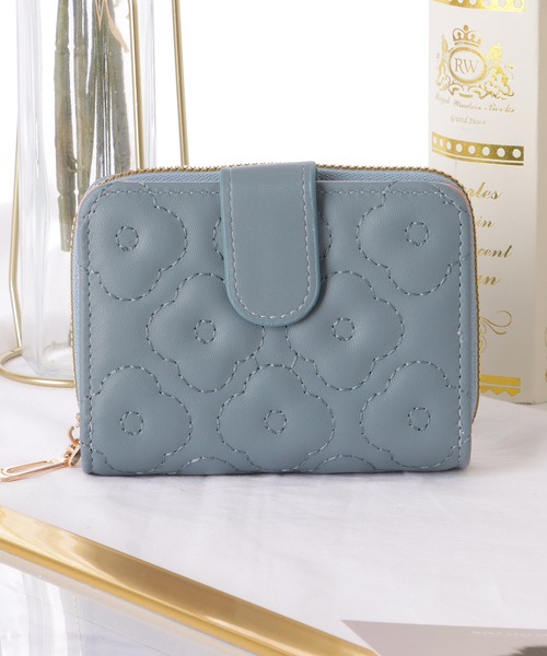 Lace Ladies(レースレディース)の「フラワー キルティング 二つ折り ラウンドファスナー 財布(財布・レディース・ブラック/ライトピンク/ブルーグレー/グリーン/チェリーピンク・FREE)」の3枚目の写真
