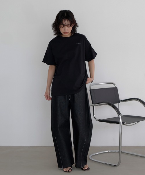  hellam（へラム）の「STATIONバックロゴオーバーサイズT（Tシャツ/カットソー・レディース・オフホワイト/スミクロ/ブラック・FREE）」の5枚目の写真