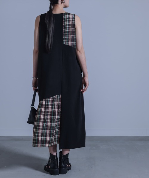 kOhAKU（コハク）の「『メッシュTシャツ×チェック柄切替タンクワンピースセット』（ワンピース・レディース・ブラック・2/1）」の21枚目の写真