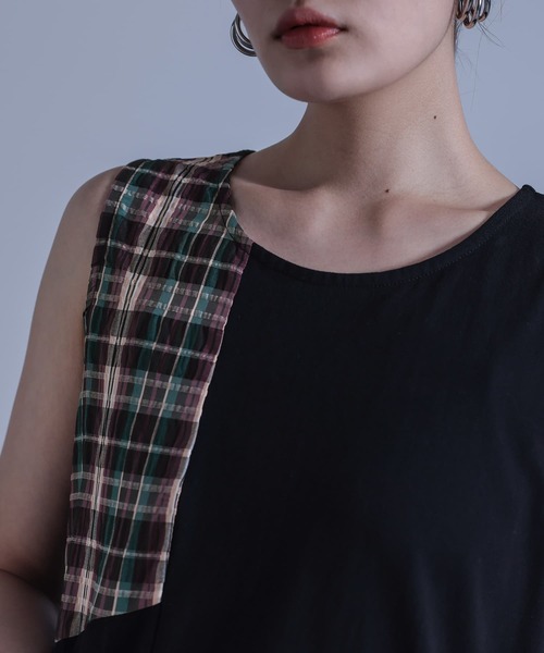 kOhAKU（コハク）の「『メッシュTシャツ×チェック柄切替タンクワンピースセット』（ワンピース・レディース・ブラック・2/1）」の4枚目の写真