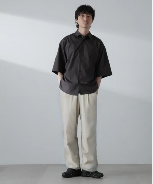 ナゴンスタンス パウダータイプライター ブラウス シャツ 長袖 M ベージュ セール】TCタイプライターシャツ 半袖（シャツ/ブラウス）｜NANO