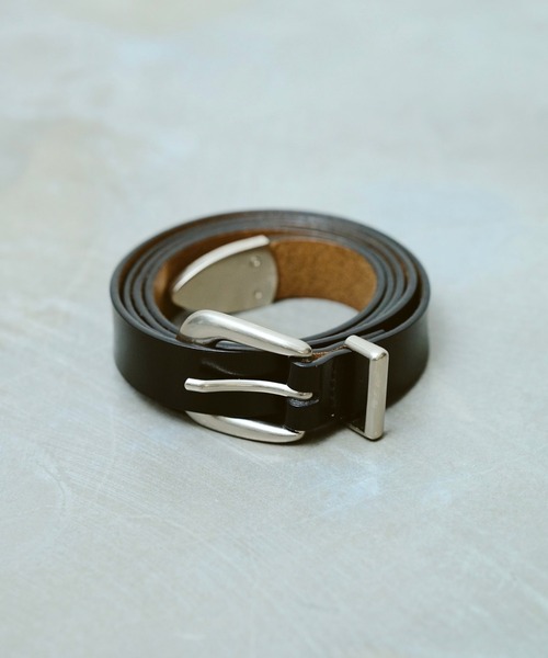 CAMPHOR WOOD(カンファーウッド)の「western cow recycle leather belt / ウエスタン牛革リサイクルレザーベルト(ベルト・メンズ・ブラウン/ブラック・FREE)」の1枚目の写真