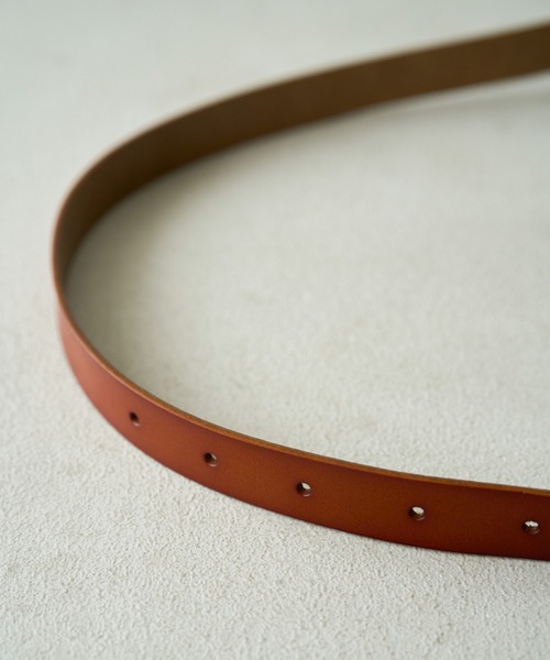 CAMPHOR WOOD(カンファーウッド)の「western cow recycle leather belt / ウエスタン牛革リサイクルレザーベルト(ベルト・メンズ・ブラウン/ブラック・FREE)」の4枚目の写真