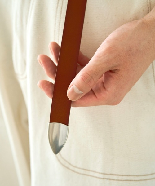 CAMPHOR WOOD(カンファーウッド)の「western cow recycle leather belt / ウエスタン牛革リサイクルレザーベルト(ベルト・メンズ・ブラウン/ブラック・FREE)」の12枚目の写真