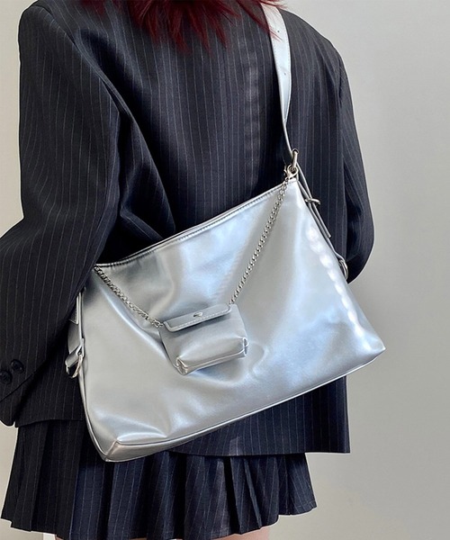 ミニポーチ付き】大容量シルバーショルダーBAG（ショルダー