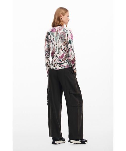 長袖セーター、丸首、花柄のディテール(ニット/セーター)|Desigual(デシグアル) 長袖セーター、丸首、花柄のディテール(ニット/セーター)|Desigual(デシグアル)