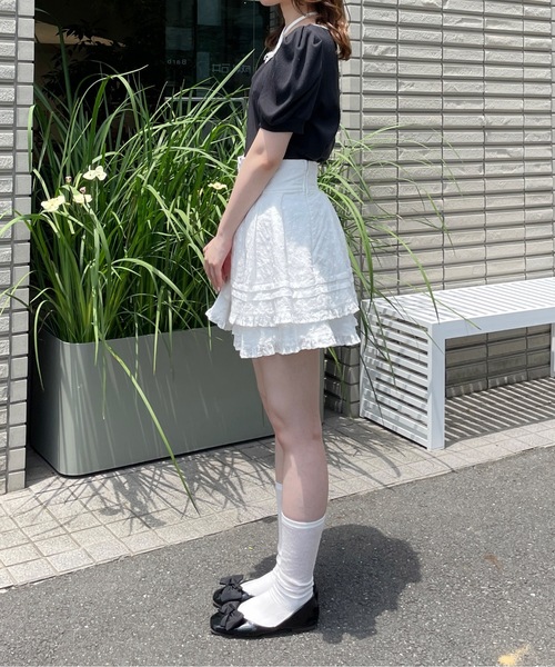 abc une face(アーベーセーアンフェイス)の「レースダブルフレアミニスカート(スカート・レディース・ホワイト・FREE)」の7枚目の写真