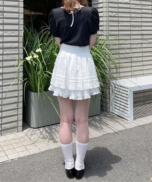 abc une face(アーベーセーアンフェイス)の「レースダブルフレアミニスカート(スカート・レディース・ホワイト・FREE)」の8枚目の写真
