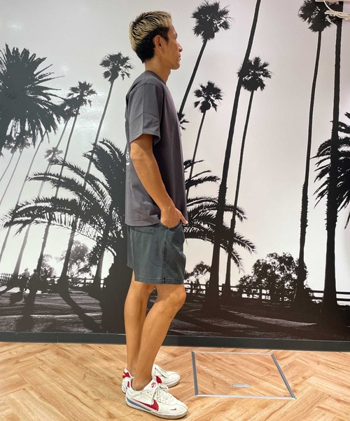 ムラサキスポーツ(ムラサキスポーツ)の「SAN LA SAN/サンラサン SLTシャツ【ボックスヤシ】 MOSL24SM009(Tシャツ/カットソー・メンズ・チャコール/ホワイト/グレイッシュブルー・M/L)」の11枚目の写真