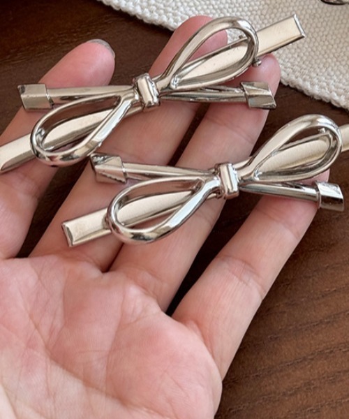 Vipoa（ヴィポア）の「ribbon hair clip（ヘアピン・レディース・シルバー・FREE）」の7枚目の写真