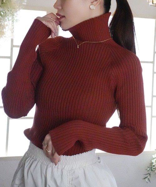 CORNERS（コーナーズ）の「プレーティングリブニットシームレスタートルプルオーバー（ニット/セーター・レディース・ベージュ系その他/テラコッタ/カーキ/グレイッシュベージュ/ブラック・M）」の21枚目の写真