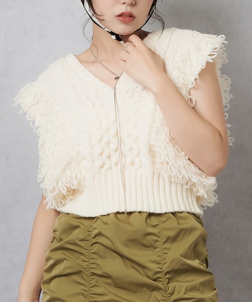 Lull(ルル)の「【Lull / ルル】ループヤーンコンパクトニットベスト(ニット/セーター・レディース・杢グレー/ブラック/アイボリー・ONESIZE)」の15枚目の写真