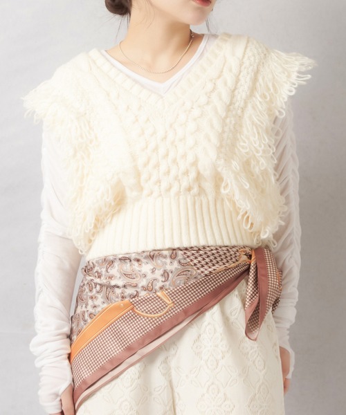 Lull(ルル)の「【Lull / ルル】ループヤーンコンパクトニットベスト(ニット/セーター・レディース・杢グレー/ブラック/アイボリー・ONESIZE)」の5枚目の写真