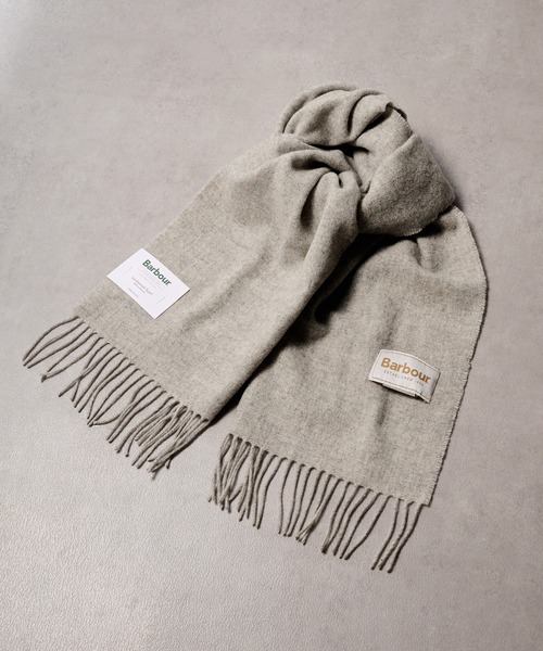 Barbour(バブアー)の「【Barbour】限定展開カラーあり!barbour plain lambswool scarf 195cm*25cm/USC0008/LSC0133(マフラー・メンズ・グリーン/グリーン系その他2/チャコールグレー/ライトブラウン/ブラック/ライトグレー/オレンジ/クリーム/オートミール/ネイビー/ブルー/ワイン/ライトピンク/ライトグレー系2/レッド・FREE)」の4枚目の写真