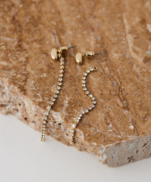 GALLARDAGALANTE（ガリャルダガランテ）の「2WAYラインストーンピアス（ピアス（両耳用）・レディース・ブラック/クリア・FREE）」の3枚目の写真