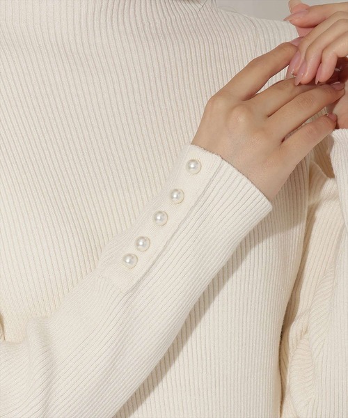 WILLSELECTION（ウィルセレクション）の「袖口パールボトルネックリブニット（ニット/セーター・レディース・ブラック/オフホワイト/ボルドー・FREE）」の8枚目の写真
