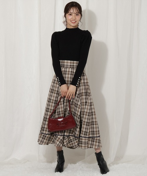 WILLSELECTION（ウィルセレクション）の「袖口パールボトルネックリブニット（ニット/セーター・レディース・ブラック/オフホワイト/ボルドー・FREE）」の15枚目の写真