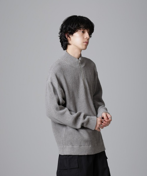 NANO universe(ナノユニバース)の「畔ニットハーフZIPプルオーバー(ニット/セーター・メンズ・ネイビー/ブラック/グレー・M/L/S)」の3枚目の写真